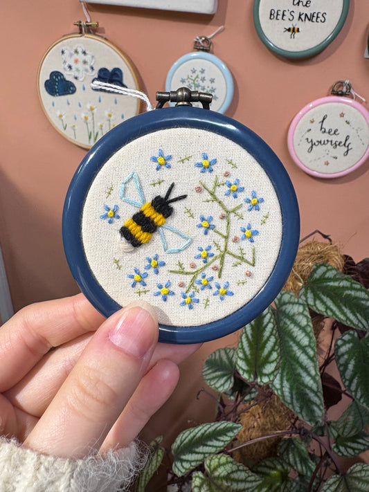 Bee Forget Me Not Embroidery